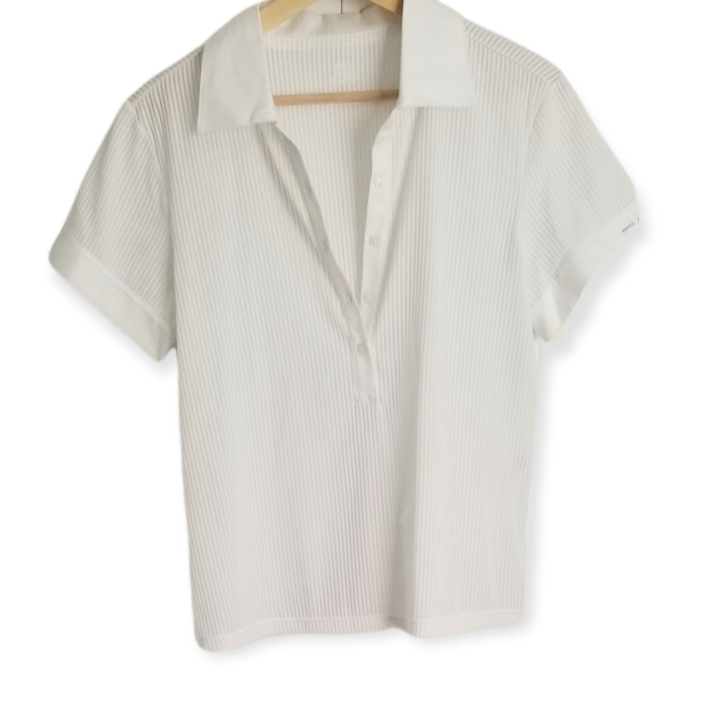 Short-Sleeve White Tennis Shirt
